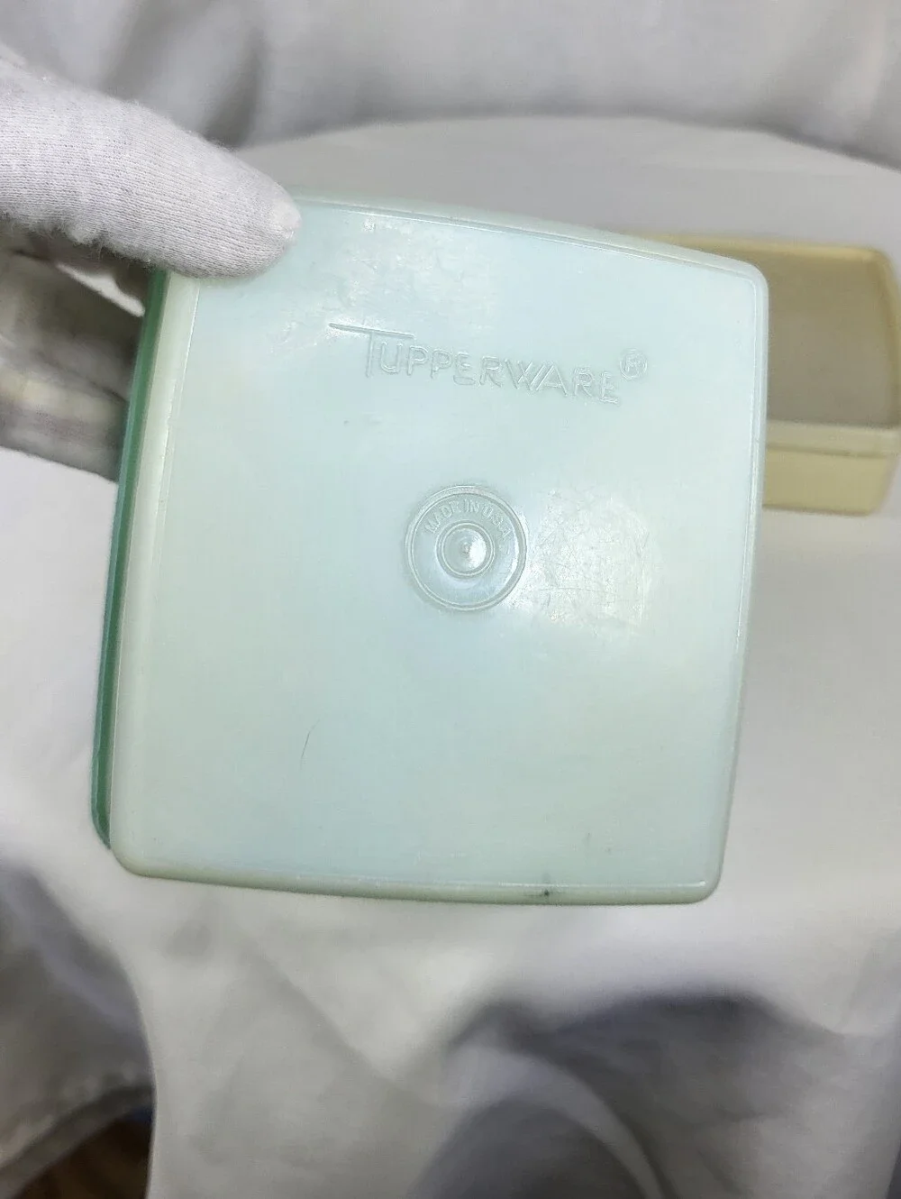 Tupperware reusable square